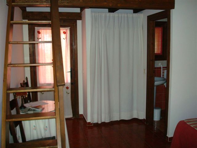 pensiones, hostales, casas rurales baratas. Depension.com. Ampliar esta imagen